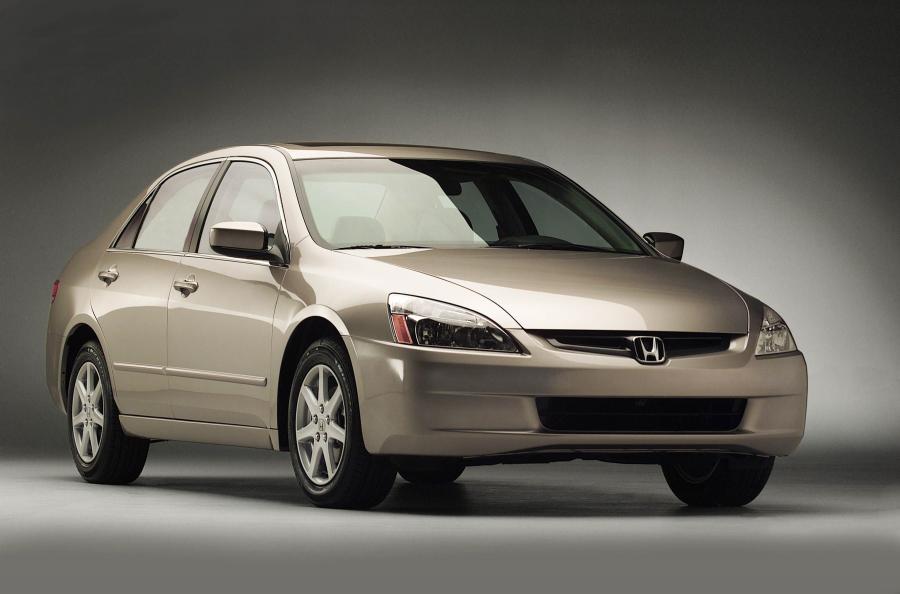  Honda Accord 2003 года  (US) (фото 40 из 43)
